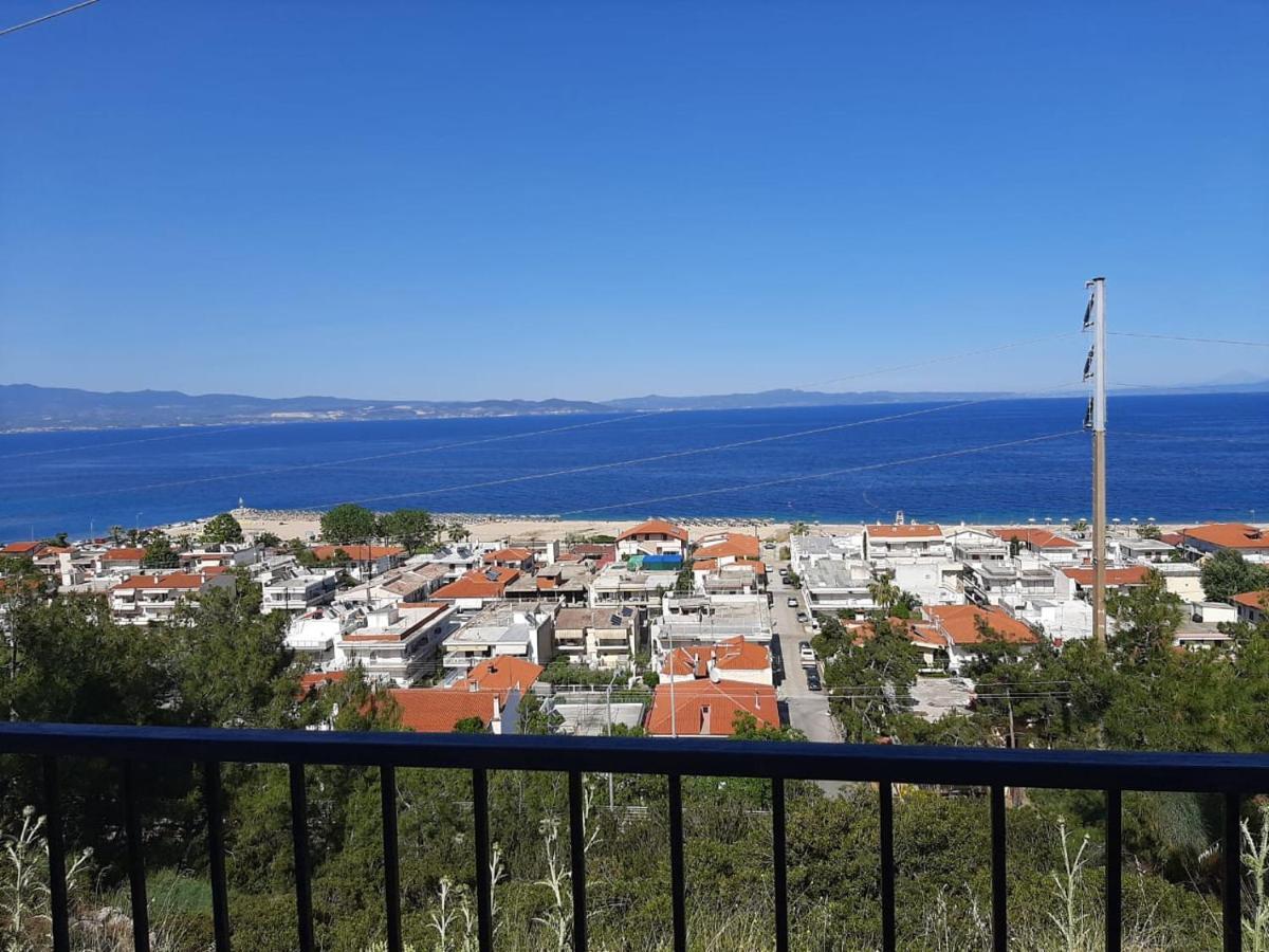 Apartment Nea Potidea. Exterior photo